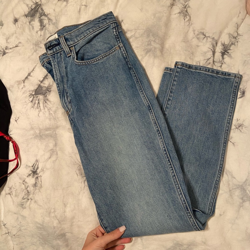 32 Denim Forum Jeans